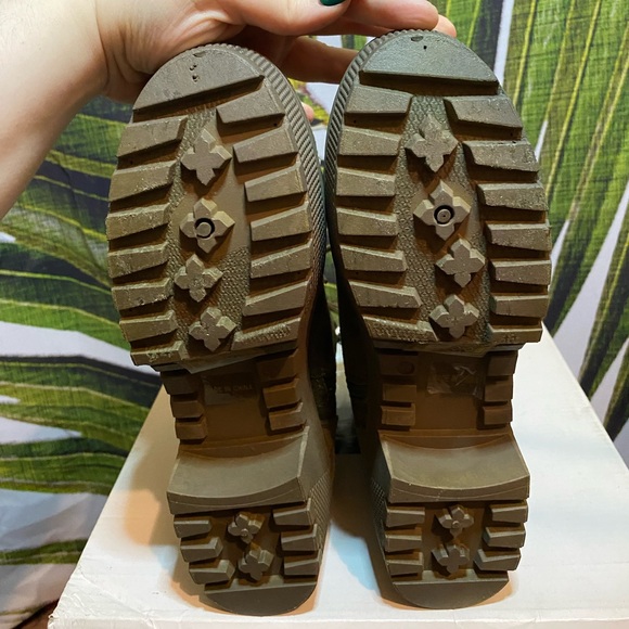 Olive Green Lace Up Boots - Picture 7 of 10